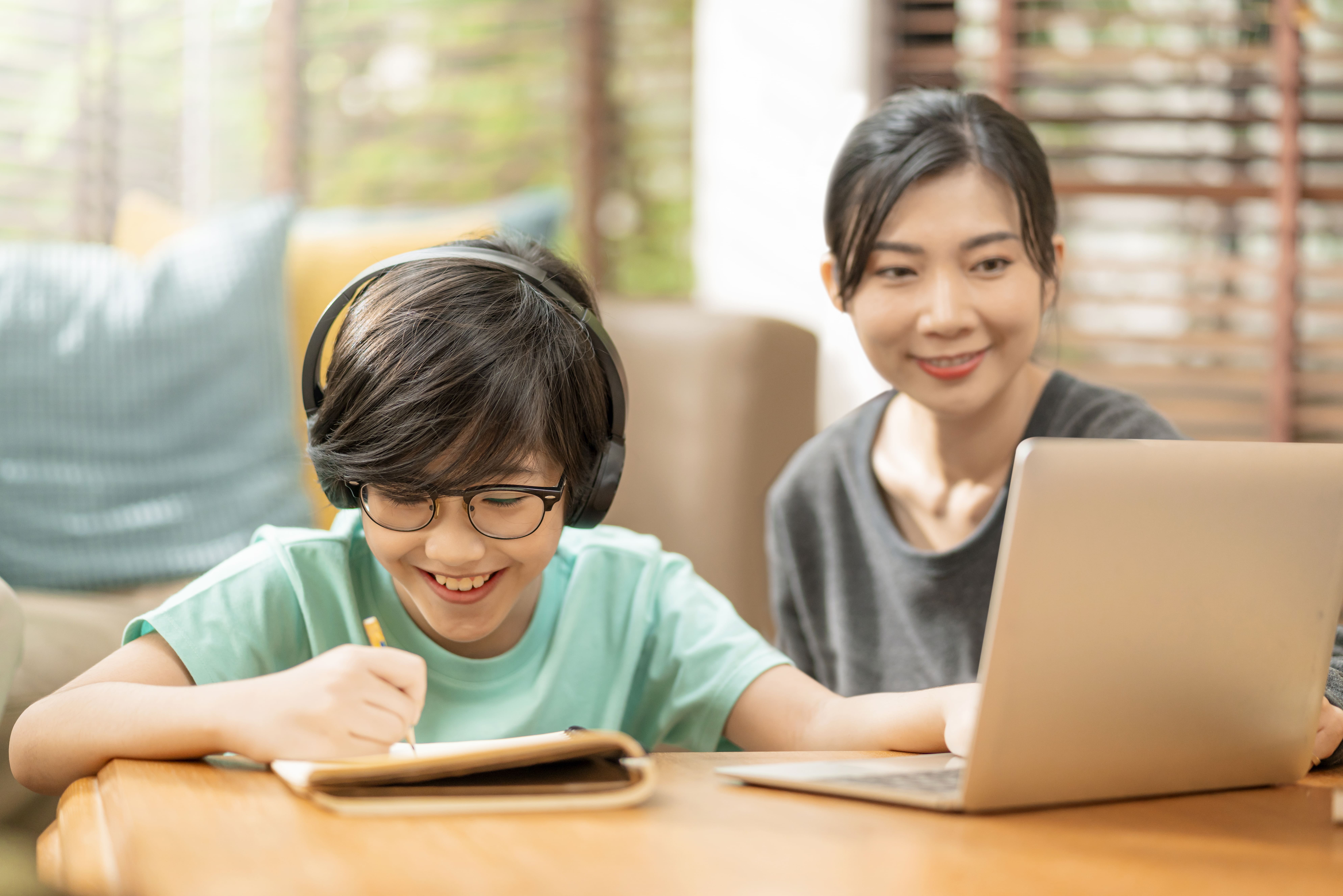 Thạo AI nhưng người Việt vẫn chọn mạng theo trải nghiệm thực