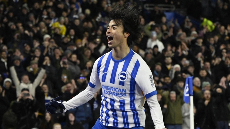 Brighton sẽ phải bước vào trận cuối mùa mà không có Mitoma do chấn thương