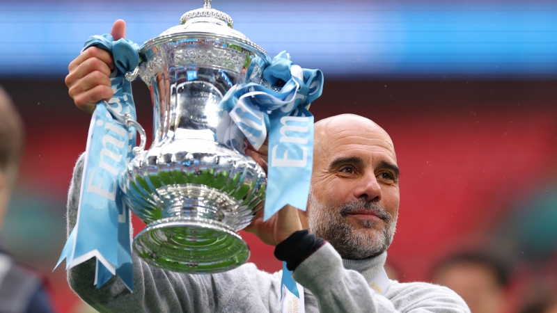 Pep Guardiola đã dẫn dắt Man City 10 năm và để lại “di sản” vĩ đại