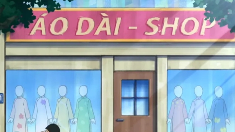 Shop áo dài Việt Nam với biển hiệu lồng ghép hai quần đảo Hoàng Sa và Trường Sa