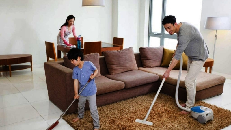 Dọn dẹp lại ngôi nhà cùng gia đình