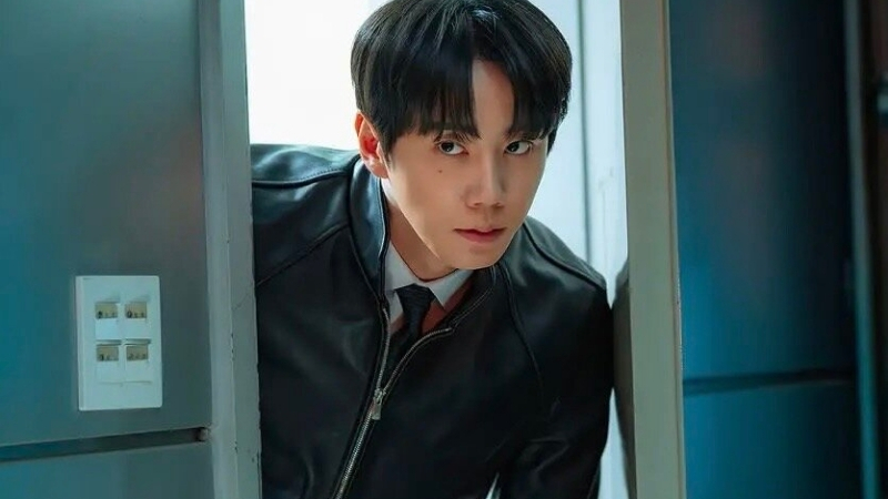 Lee -Yun -Yong - vai -Hwang -Jun -Hyeon