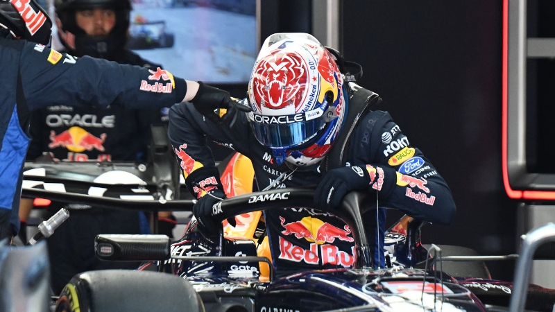 Max Verstappen nhận DNF tại vòng 1