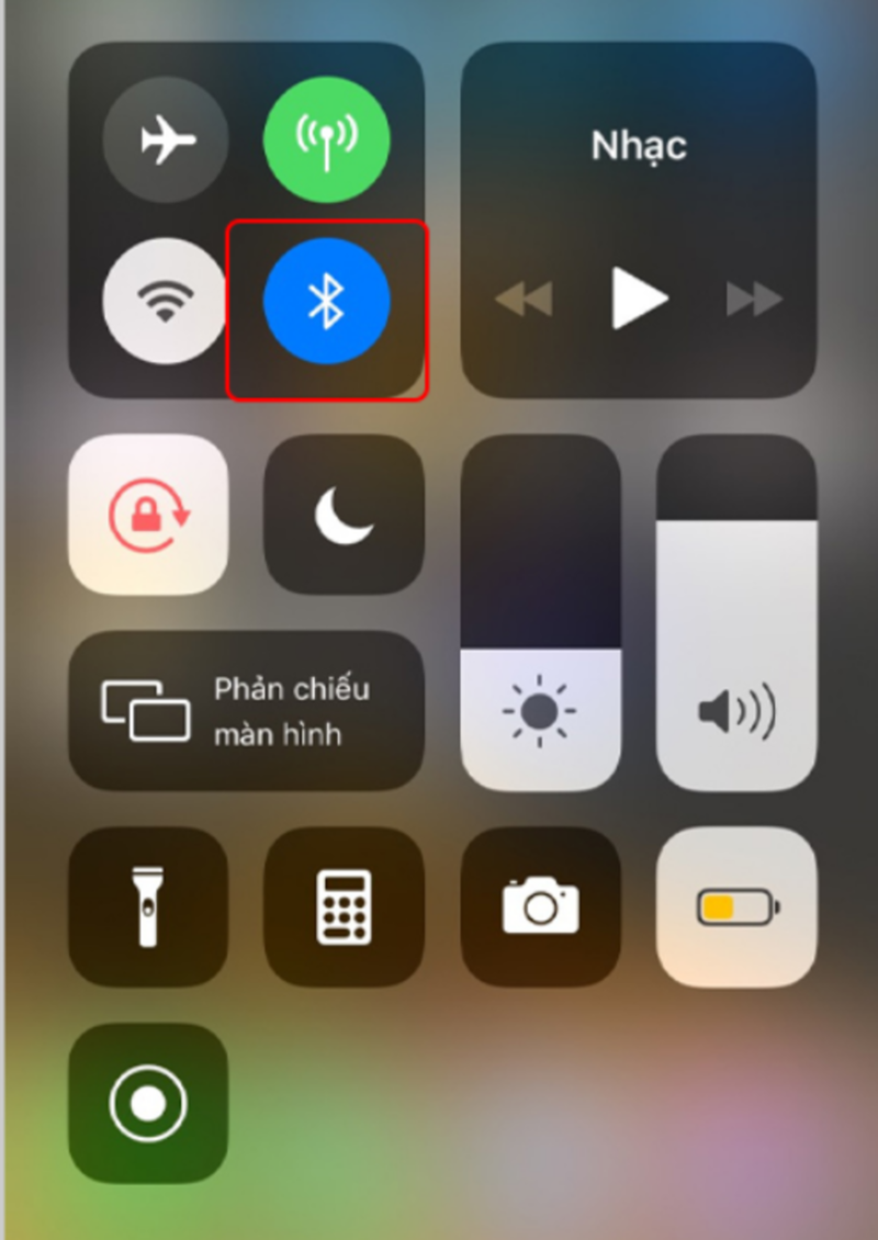 Bật Bluetooth trên iPhone