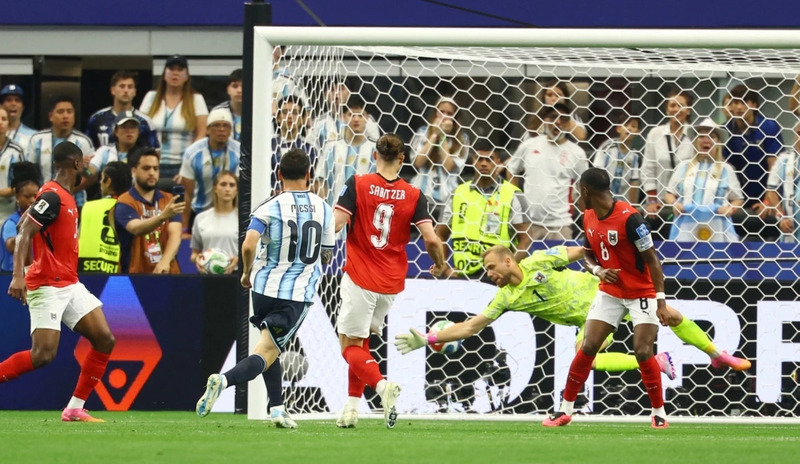 Kết quả Argentina vs &Aacute;o: Messi x&ocirc; đổ kỷ lục World Cup 2026