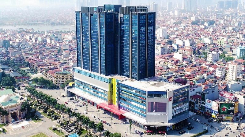 Artemis Tower nổi bật với thiết kế kiến trúc hình học độc đáo và 4 mặt tiền đường giữa khu vực trung tâm quận Thanh Xuân