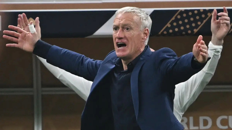 HLV-Didier-Deschamps-nhieu-kha-nang-tung-ra-doi-hinh-manh-nhat-cho-tran-knock-out-dau-tien