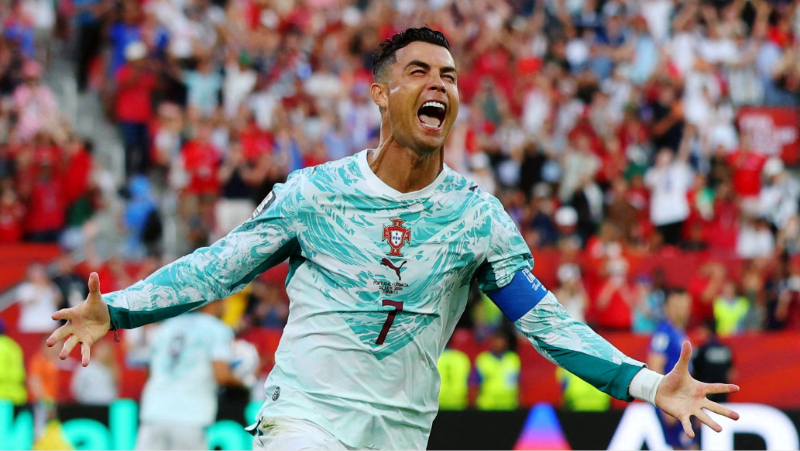 Ronaldo có bàn thắng cực kỳ quan trọng để gỡ hòa cho Bồ Đào Nha