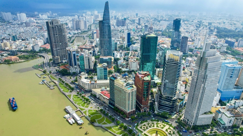 TPHCM đã sáp nhập với tỉnh Bình Dương và tỉnh Bà Rịa - Vũng Tàu, lấy tên gọi là Thành phố Hồ Chí Minh
