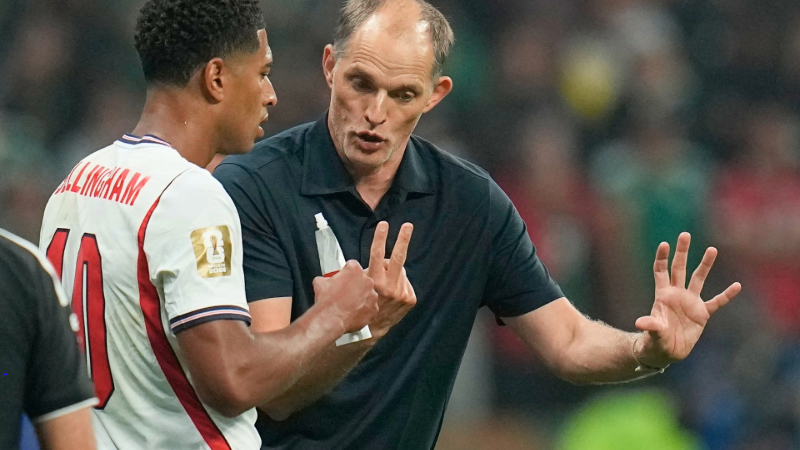 Tuchel-phai-sap-xep-lai-hang-thu-sau-an-phat-cua-Quansah