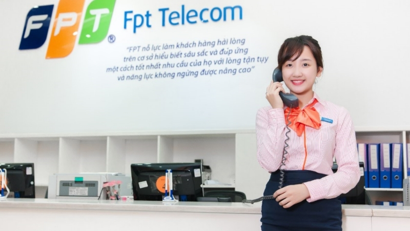 Tổng đài FPT hỗ trợ khách hàng 24/7
