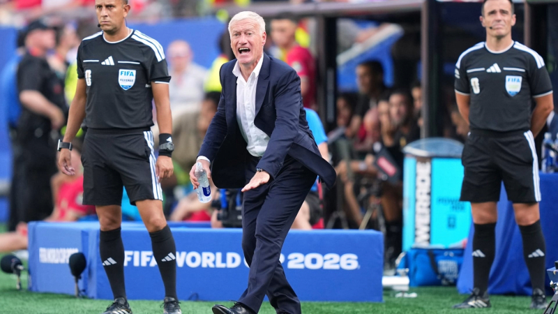 Deschamps-huong-toi-tran-ban-ket-World-Cup-thu-ba-lien-tiep-cung-Les-Bleus