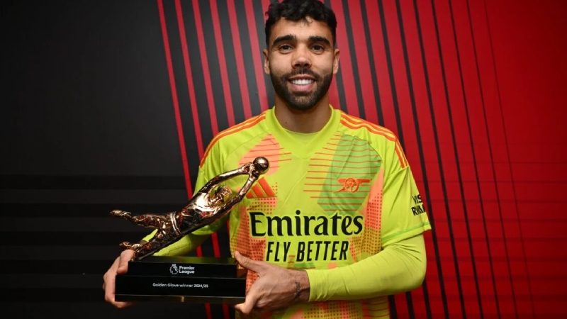 Găng tay Vàng giải Premier League mùa 2025/36