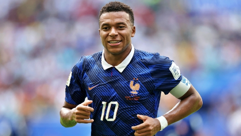 Kylian Mbappé giành Chiếc giày vàng World Cup 2026