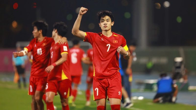Dinh-Bac-van-duoc-tham-du-tron-ven-ASEAN-Cup-2026