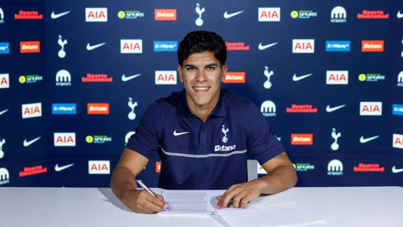 Mateus Fernandes được Tottenham Hotspur mua với giá khoảng 85 triệu bảng