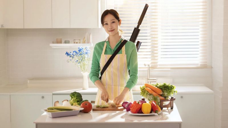 Yoo Bo Na đời thường là một bà mẹ bỉm sữa