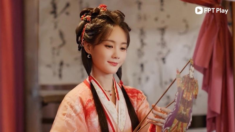 Vân Tú Hành kể về một cô gái dùng tri thức để vượt qua định kiến và từng bước thay đổi cuộc đời