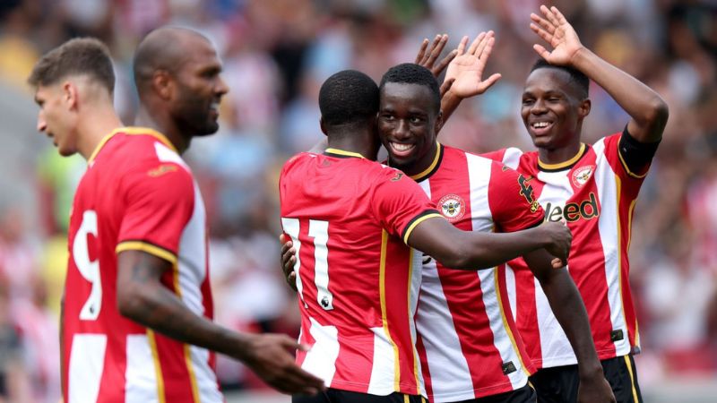 Brentford đang có phong độ khá tốt sau trận thắng 7 - 0 trước Eintracht Frankfurt
