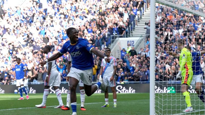 Everton chiến thắng 2-0 trước Crystal Palace