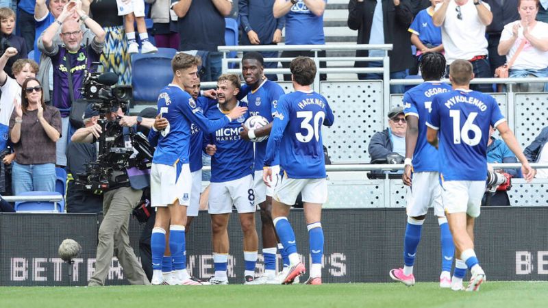 Thua 2 - 0 trước Everton, liệu tinh thần của Crystal Palace có bị ảnh hưởng?
