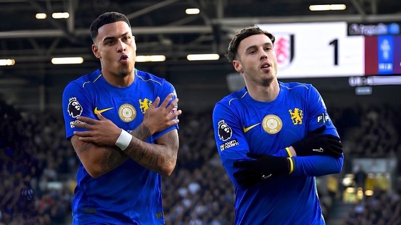 Palmer và Rogers giúp Chelsea có thêm phương án triển khai ở khu vực phía trên