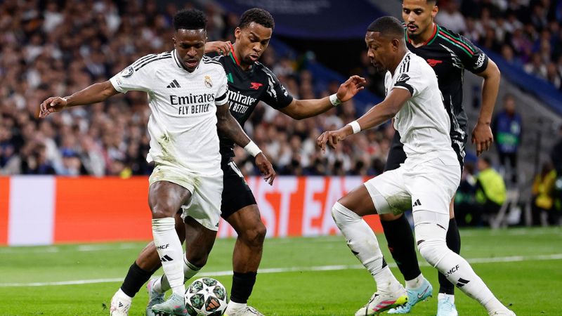 Arsenal thắng Real Madrid 5-1 sau hai lượt trận tứ kết Champions League 2024/25