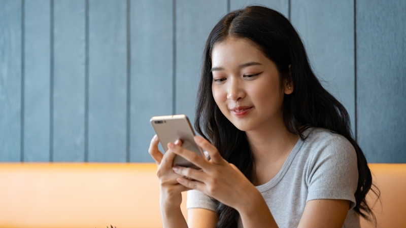 Lướt web, xem livestream thả ga, không lo giật lag với mạng Internet FPT tốc độ cao