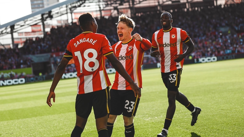 Brentford có chiến thắng ấn tượng 3-0 tại vòng 1 trước Tottenham