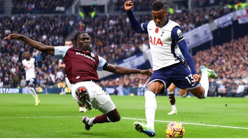 tottenham-vs-aston-villa-gap-nhau-tai-vong-10-ngoai-hang-anh-2024-25
