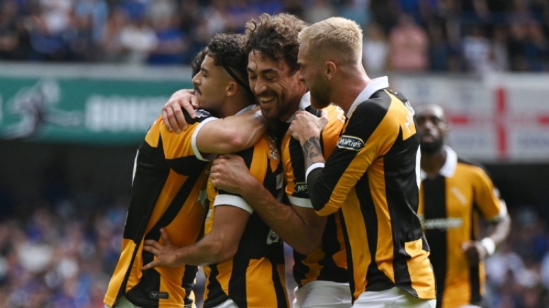 Belloumi giúp Hull City giành 1 điểm trước Chelsea