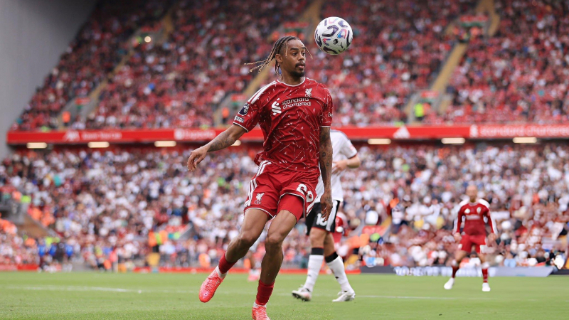 Liverpool bị Fulham cầm hòa 0-0 ngay tại Anfield ở vòng 4 Ngoại hạng Anh