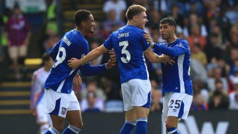 Ipswich gây ấn tượng khi đánh bại Crystal Palace 3-2 ngay trên sân khách ở vòng trước