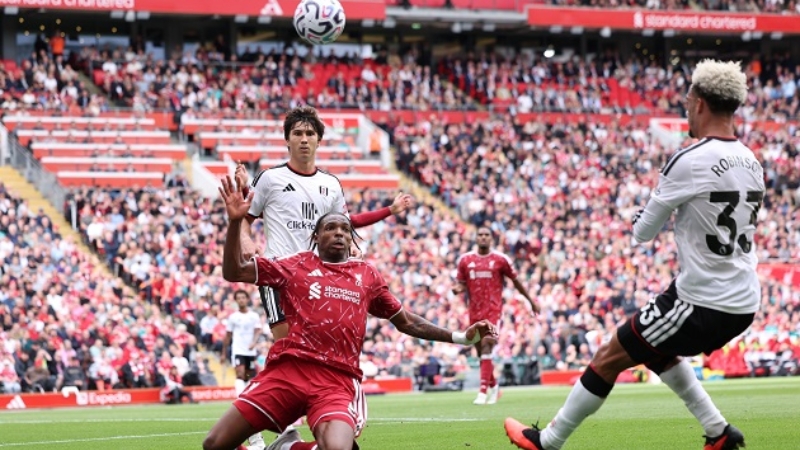 Fulham cắt chuỗi thua khi hòa Liverpool tại Anfield