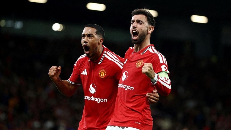 Man Utd đánh bại Sabah 4-0 trong trận mở màn Champions League 2026/27
