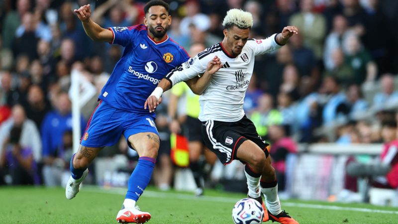 Man Utd tiếp tục gây thất vọng khi để Fulham cầm hòa 1-1