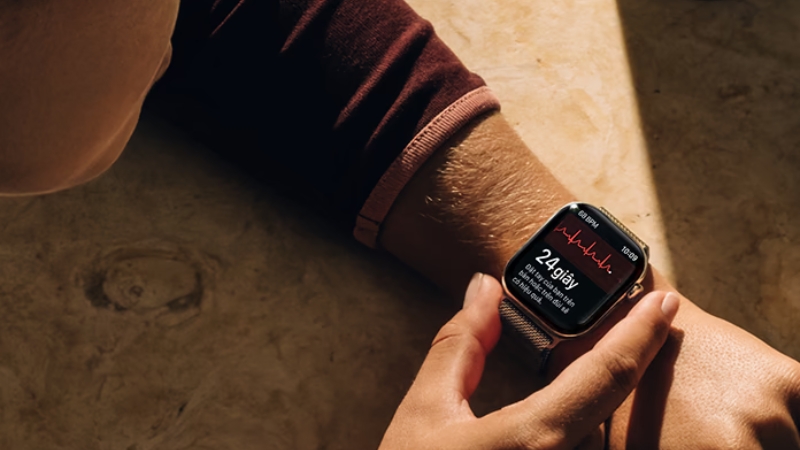 Có nên nâng cấp từ Apple Watch Series 11 lên 12