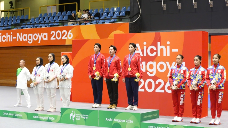 Đoàn Thể thao Việt Nam giành Huy chương vàng đầu tiên ở nội dung kata đồng đội nữ