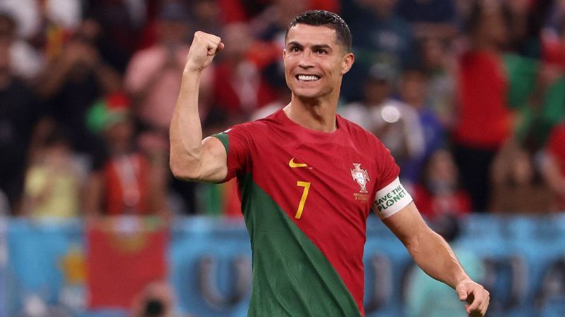 Cristiano Ronaldo vẫn tiếp tục thi đấu cho Bồ Đào Nha