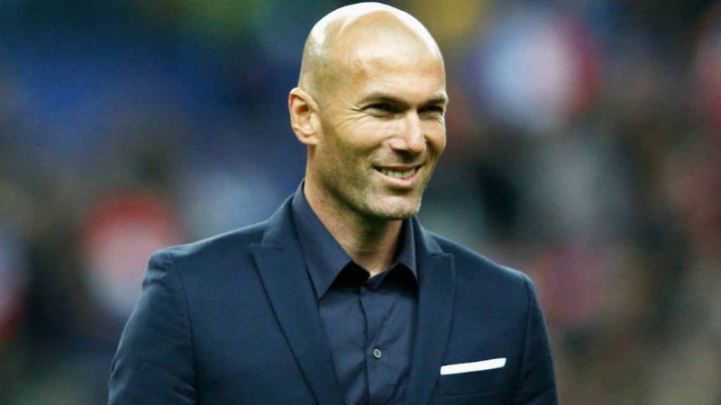 HLV Zinedine Zidane bắt đầu nhiệm kỳ mới tại tuyển Pháp