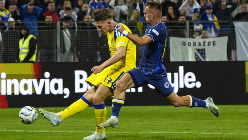 Thụy Điển chiến thắng 1 - 0 trước Romania giữ vững vị trí đầu bảng B