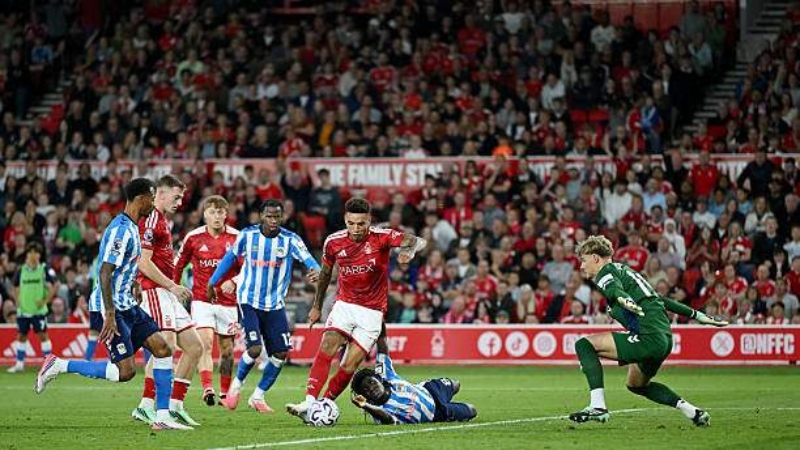 Nottingham Forest thất vọng sau trận thua Coventry