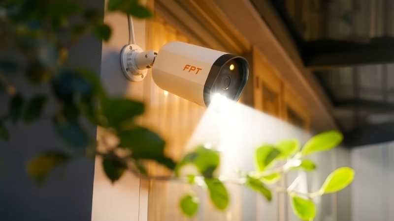 Camera IQ4S hỗ trợ tăng khả năng phản ứng tại các khu vực ngoài trời