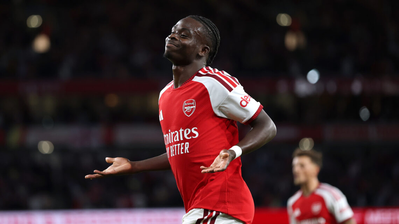 Saka vẫn là điểm tạo đột biến quan trọng trong cách Arsenal mở khóa hàng thủ đối phương