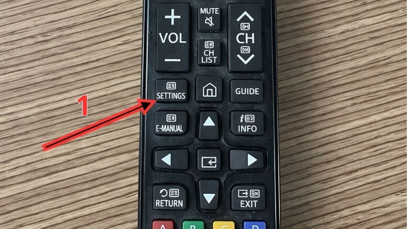 Nút Settings thường thấy trên remote Samsung