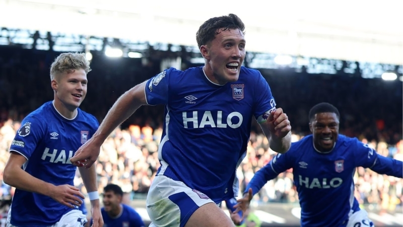 Ipswich có thêm động lực sau chiến thắng ngược dòng 2-1 trước Fulham