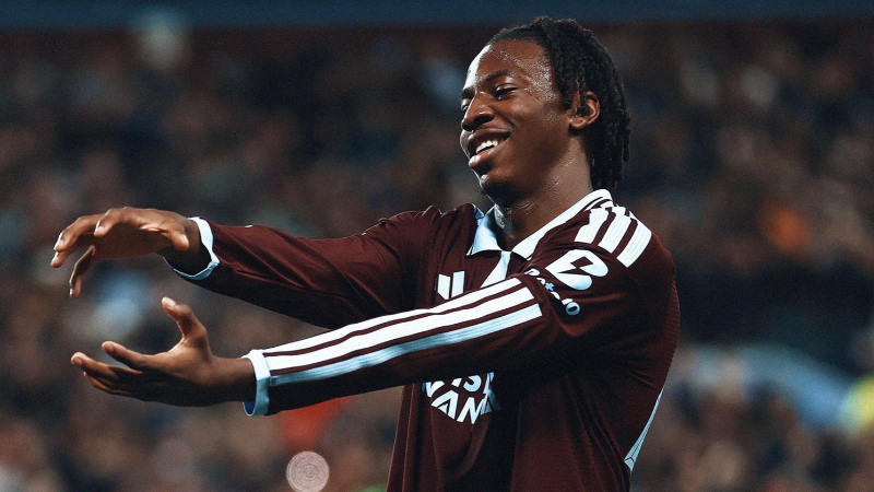 Aston Villa thắng đậm 6-0 trước chuyến làm khách ở St James' Park