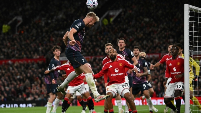 Manchester United trải qua chuỗi trận thiếu ổn định, chỉ thắng 1 trong 5 trận gần nhất
