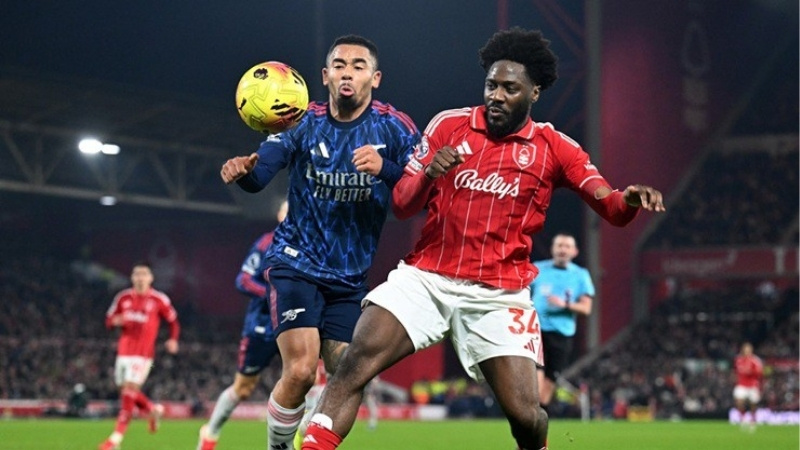Nottm Forest cầm hòa Arsenal 0-0 ở vòng 22 Ngoại hạng Anh 2025/26