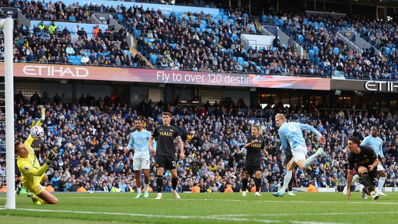 Erling Haaland lập cú đúp giúp Man City đánh bại Ipswich Town 3-2 ở vòng 7